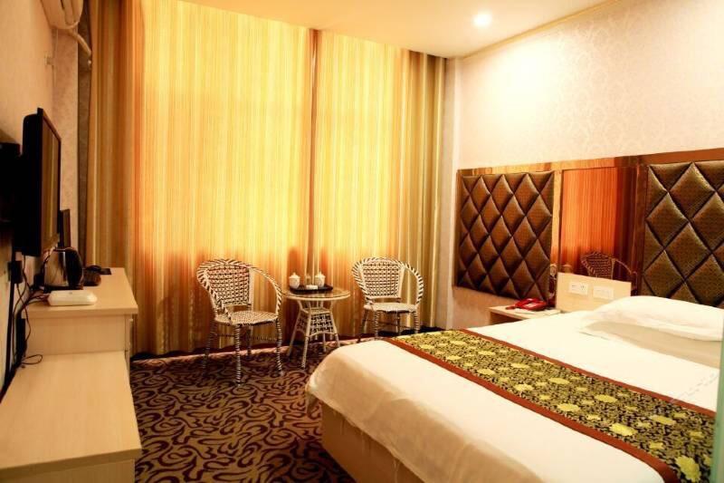 Danjiangkou Wudangshan Jianpuzhai Hotel מראה חיצוני תמונה