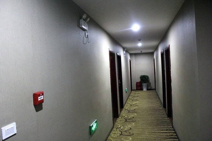Danjiangkou Wudangshan Jianpuzhai Hotel מראה חיצוני תמונה