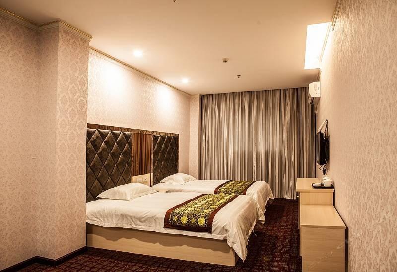 Danjiangkou Wudangshan Jianpuzhai Hotel מראה חיצוני תמונה